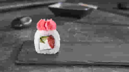 Блюдо Ролл Секрет меню Суши Мастер Ролл Секрет меню Суши Мастер