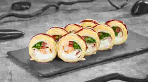 Блюдо Тортилья чикен меню Суши Мастер Тортилья чикен меню Суши Мастер