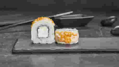 Блюдо Ролл Сырный вулкан меню Суши Мастер Ролл Сырный вулкан меню Суши Мастер