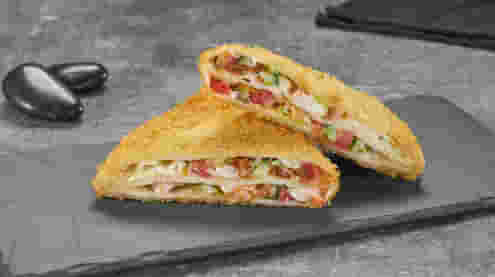 Блюдо Кесадилья с курицей меню Суши Мастер Кесадилья с курицей меню Суши Мастер