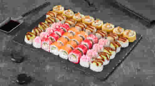 Блюдо Сет Любовь с первого ролла меню Суши Мастер Сет Любовь с первого ролла меню Суши Мастер